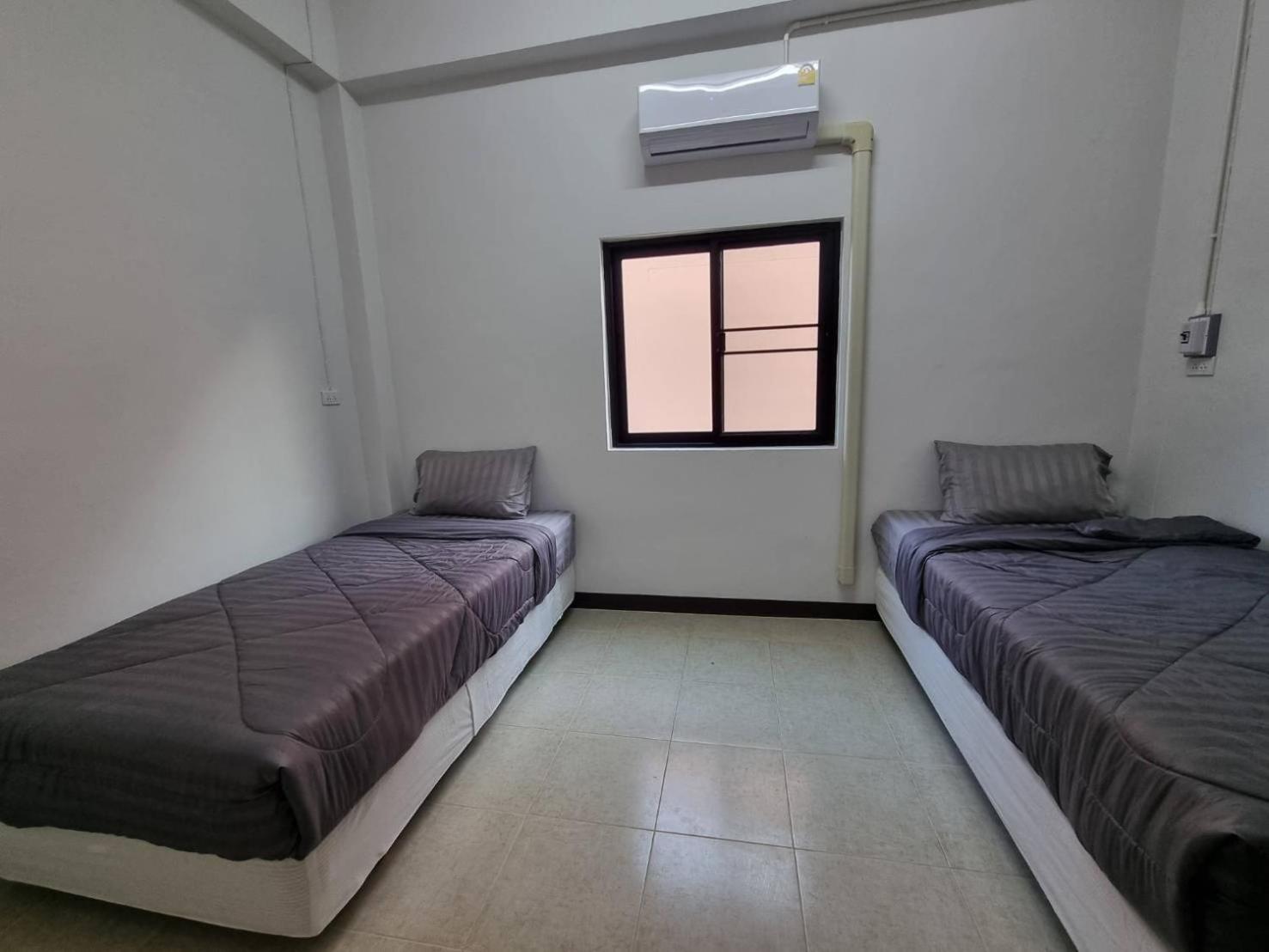 The Savannah Hostel Pai Bagian luar foto