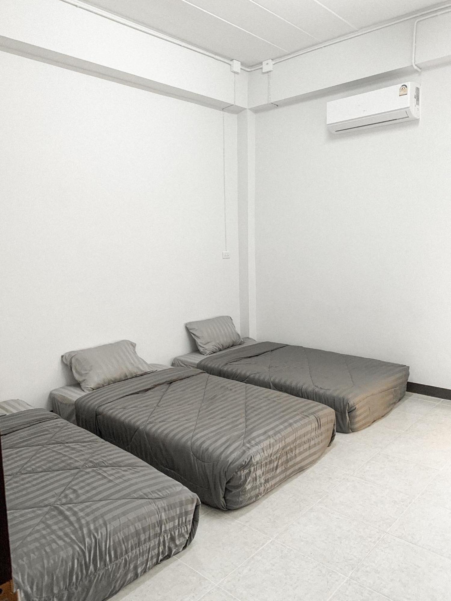 The Savannah Hostel Pai Bagian luar foto